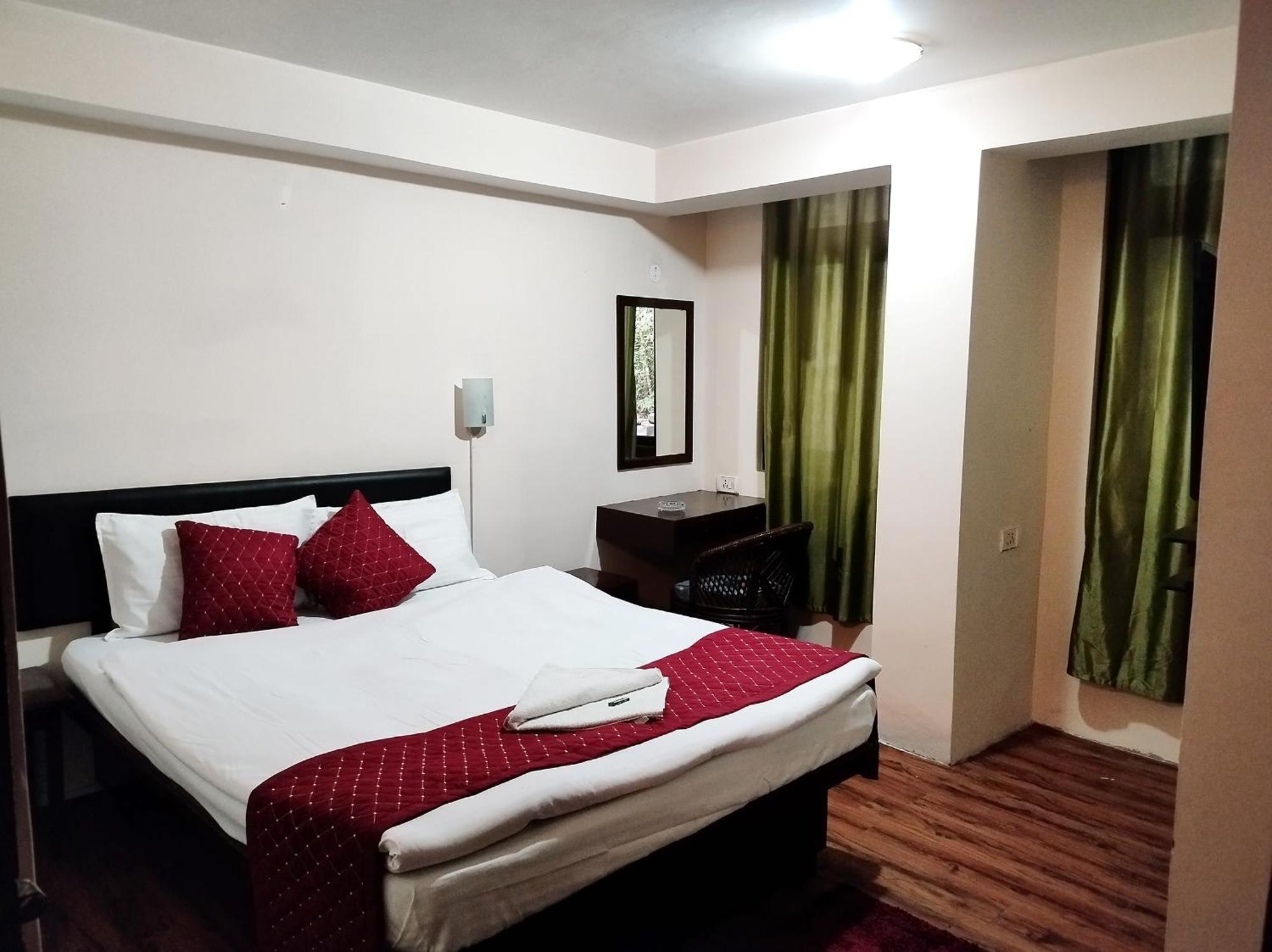 Bamboo Grove Hotel Gangtok Exterior photo
